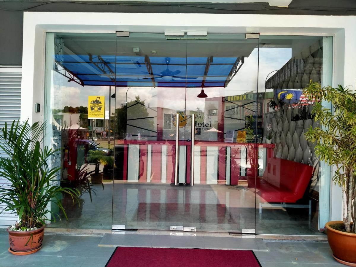 Hotel Zamburger Enstek Szepang Kültér fotó